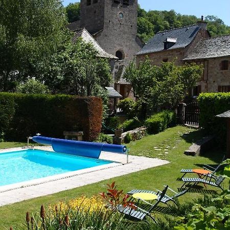 Logis Hotel Restaurant L'Auberge Du Chateau Muret-le-Château 외부 사진